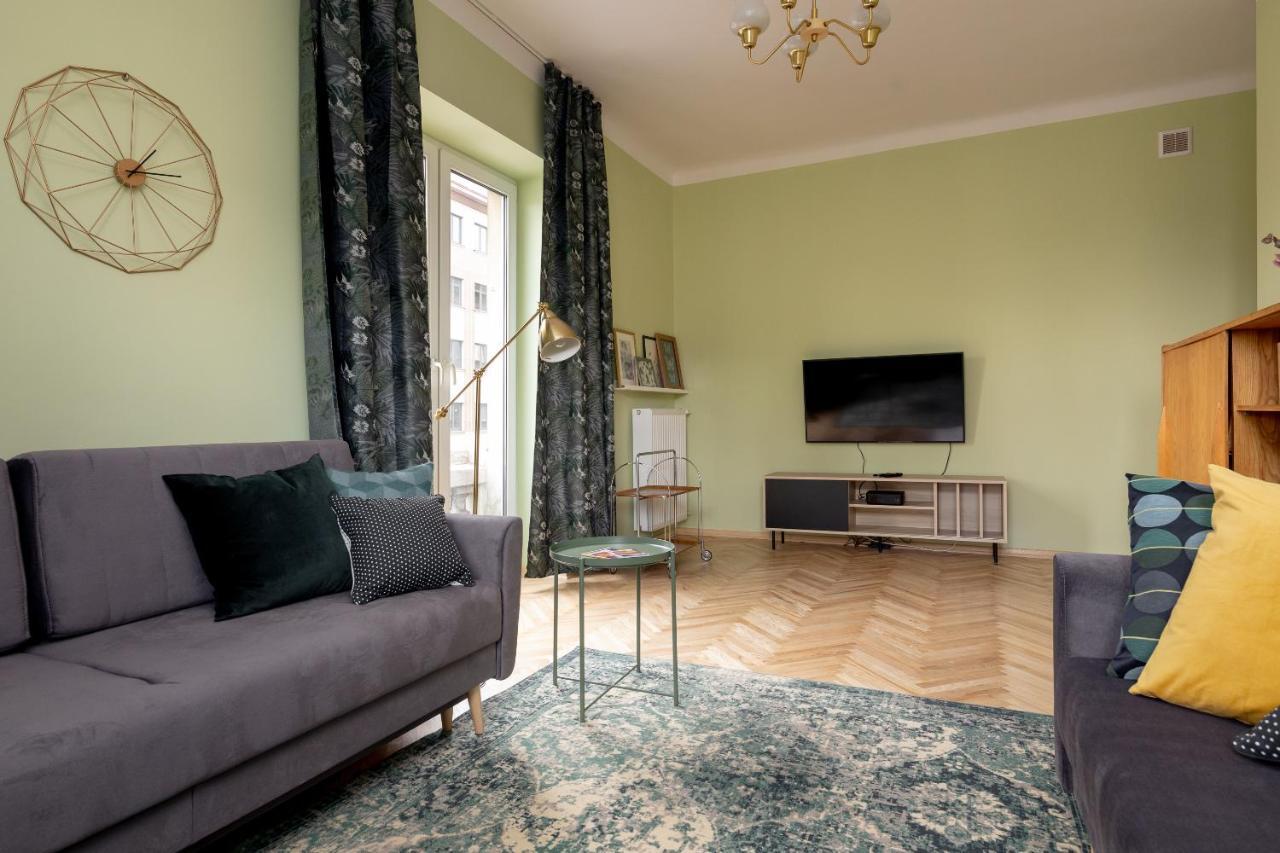 Lägenhet Hala Mirowska Stylish Warszawa